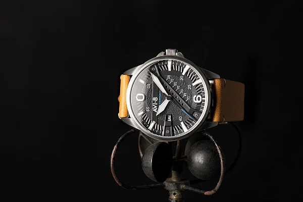 AVI-8 Hawker Harrier II Day-Date AV-4055-01