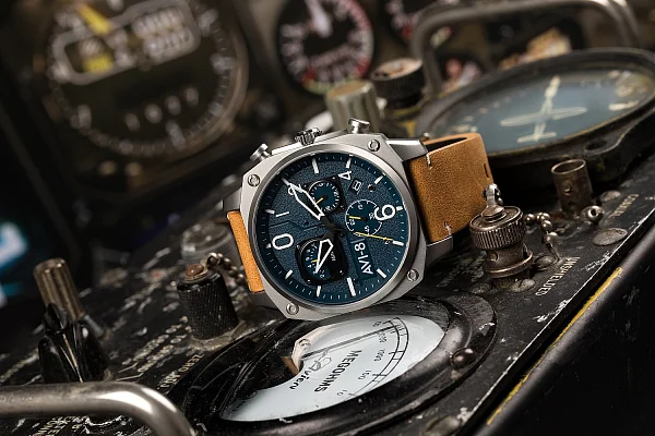 AVI-8 Hawker Hunter Chrono Retrograde AV-4052-07