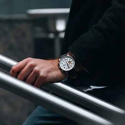 AVI-8 Hawker Hurricane Classic Chronograph Classic White AV-4011-01