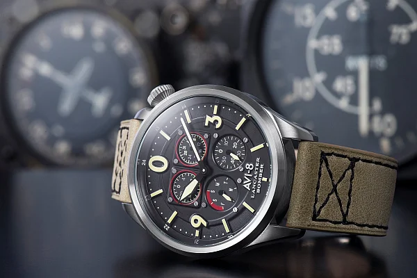 AVI-8 Lancaster Bomber Day-Date GMT AV-4050-02