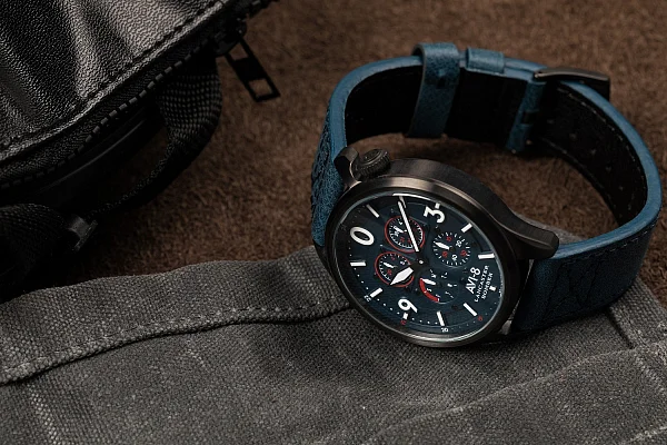 AVI-8 Lancaster Bomber Day-Date GMT AV-4050-06
