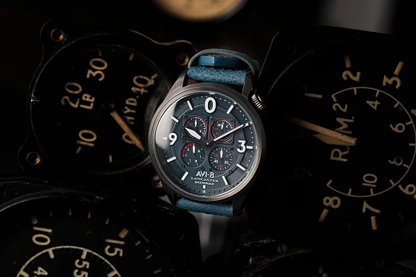 AVI-8 Lancaster Bomber Day-Date GMT AV-4050-06