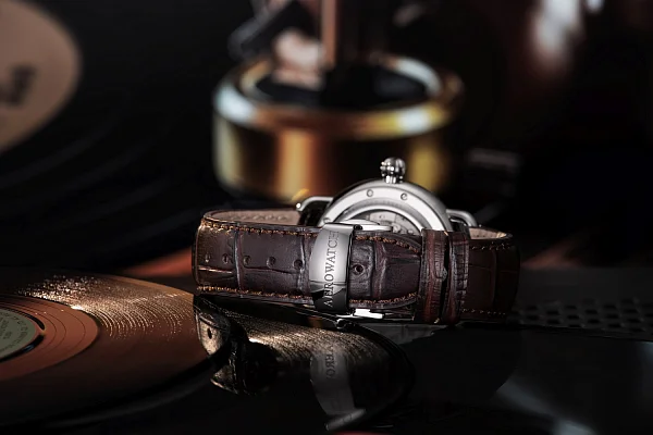 Aerowatch 1942 Regulator Automatic Limited Edition A 76983 AA03