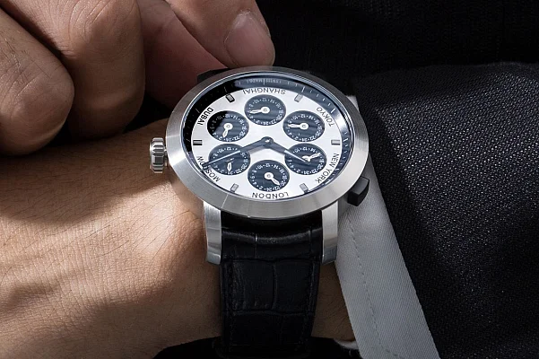 Aerowatch Renaissance 7 Times Zones Mechanical A 51974 AA03