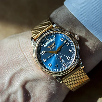 Aviator Douglas Day-Date Automatic V.3.44.2.402.5