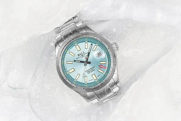 Ball Engineer III Endurance 1917 GMT COSC Chronometer Limited Edition Rainbow 904L GM9100C-S2C-IBER