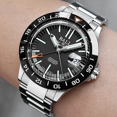 Ball Engineer III Outlier 904L DG9002B-S1C-BK