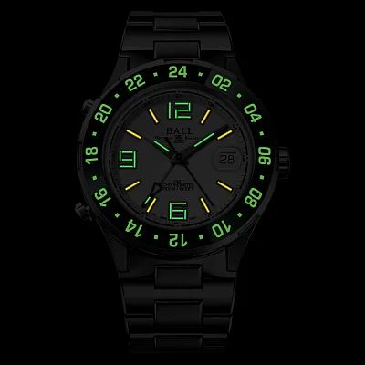 Ball Roadmaster Pilot GMT 40mm COSC Chronometer DG3038A-S7CJ-WH