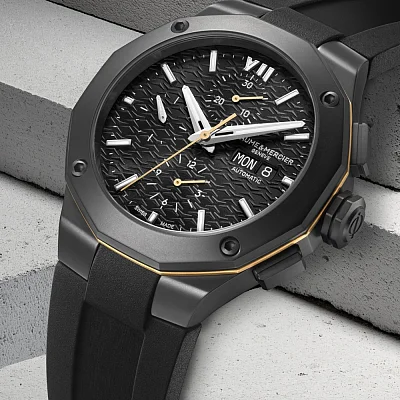 Baume & Mercier Riviera Gent Automatic Chronograph Date Rubber Strap Black Dial M0A10625