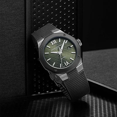 Baume & Mercier Riviera Gent Automatic Date Rubber Strap Green Dial M0A10763