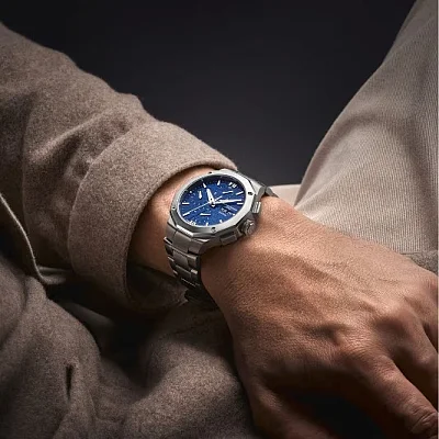 Baume & Mercier Riviera Gent Automatic Chronograph Date Steel Blue Dial M0A10826