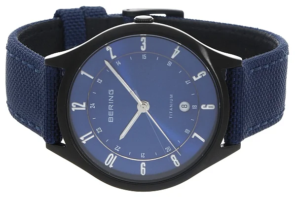 Bering Classic Gent Date Titanium 11739-827
