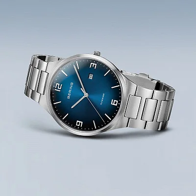 Bering Classic Gent Date Titanium 15240-777