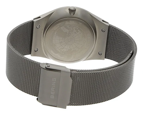 Bering Classic Gent Date Titanium 11937-007