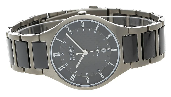 Bering Classic Gent Date Titanium 11739-702