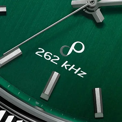 Bulova Precisionist Super Seville 96B439