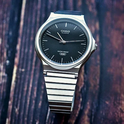 Casio Classic Unisex MQ-24DA-1AEF