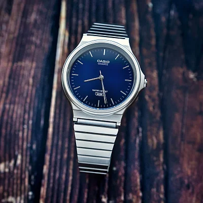 Casio Classic Unisex MQ-24DA-2AEF