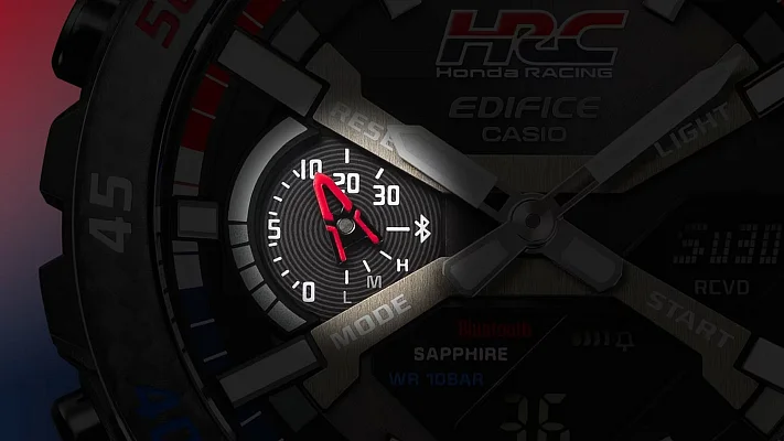 Casio Edifice Analog-Digital Carbon Smartphone Link Bluetooth Honda Racing Limited Edition ECB-2000HR-1AER