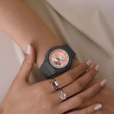 Casio G-Shock Mini Analog-Digital Women GMA-P2110SC-4AER