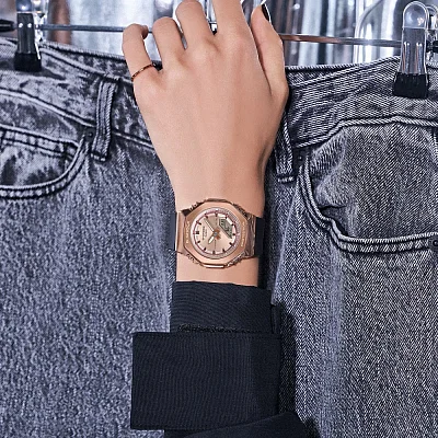 Casio G-Shock Steel Lady Analog-Digital Metal-Covered Rose Gold GM-S2110PG-1A4ER