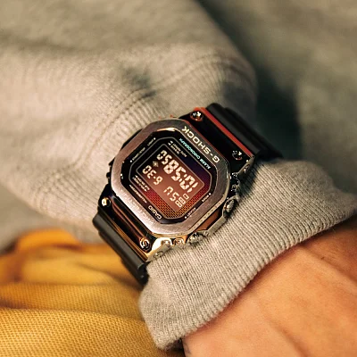 Casio G-Shock Steel Rainbow Brickwall Limited Edition GM-5600RW-1ER