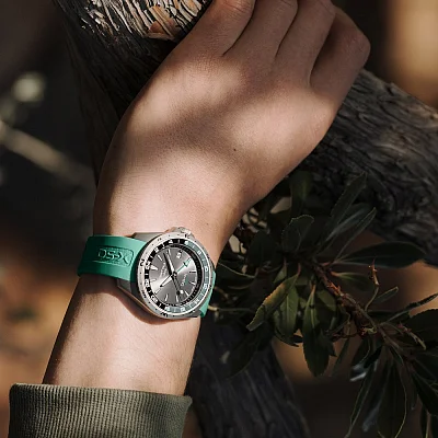 Certina DS-X GMT Anthracite Dial Green Strap C047.452.17.081.00