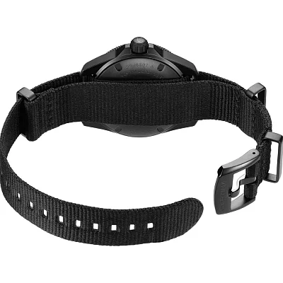 Certina DS Action Diver 38mm Powermatic 80 Ceramic Full Black C048.807.38.051.00