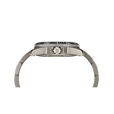Certina DS Action Diver 38mm Powermatic 80 Ceramic Black-Pink Dial Titanium C048.807.44.051.01