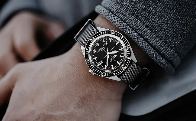 Certina DS Super PH500M Powermatic 80 Black Diver C037.407.18.050.00