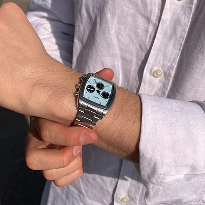 Cluse Quartaut Silver Bracelet Blue and Black Dial Chronograph CW52005