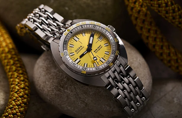 Doxa SUB 200T Divingstar Diver Sunray Dial 804.10.361S.10