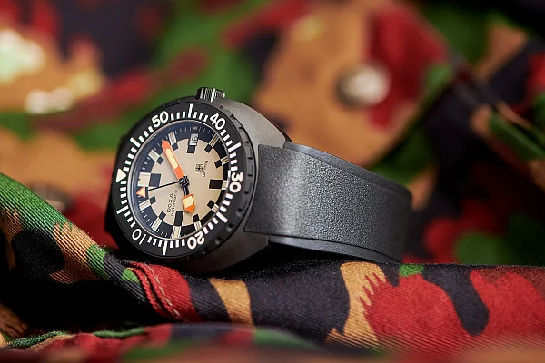 Doxa SUB 300T Army Diver Limited Edition Set 785.00.031.20