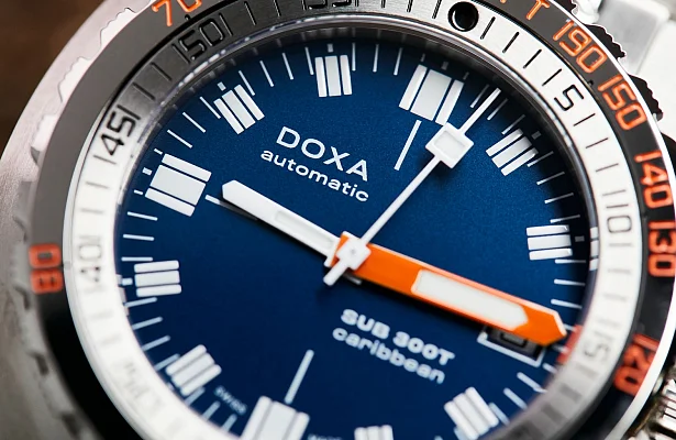 Doxa SUB 300T Caribbean Diver 840.10.201.10