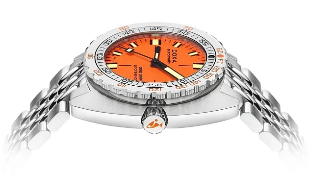 Doxa SUB 300T Professional Diver 840.10.351.10