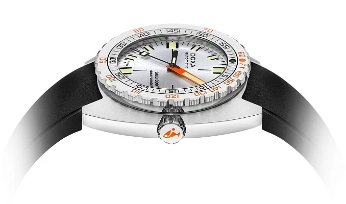 Doxa SUB 300T Searambler Diver 840.10.021.20