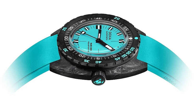 Doxa SUB 300 Carbon Aquamarine Diver COSC Chronometer 822.70.241.25