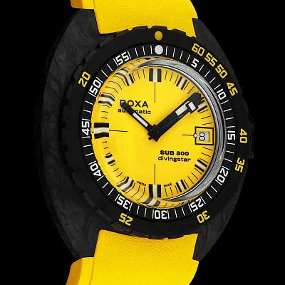 Doxa SUB 300 Carbon Divingstar Diver COSC Chronometer 822.70.361.31