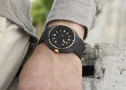  Zdjęcie 2 Doxa SUB 300 Beta Sharkhunter Diver COSC Chronometer Ceramic and 18k Gold Bezel 830.20.101.20