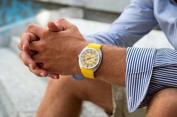 Doxa SUB 300 Divingstar Diver COSC Chronometer 821.10.361.31
