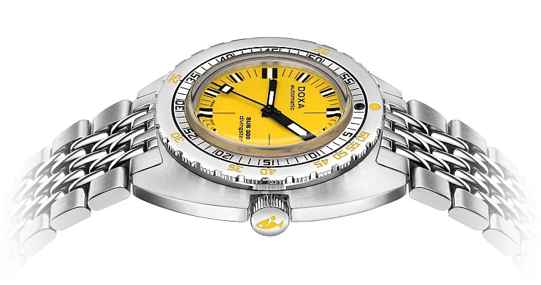 Doxa SUB 300 Divingstar Diver COSC Chronometer 821.10.361.10