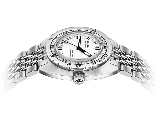 Doxa SUB 300 Whitepearl Diver COSC Chronometer 821.10.011.10