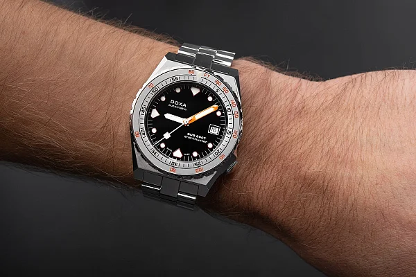 Doxa SUB 600T Sharkhunter Diver 862.10.101.10