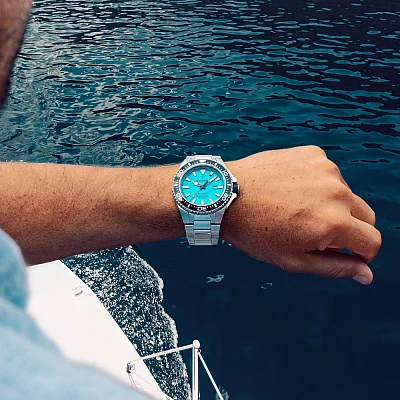 Festina Professional Diver Date Sapphire Ice Blue F20663/5