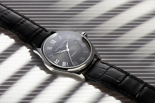 Frederique Constant Classics Automatic FC-303MCK5B6