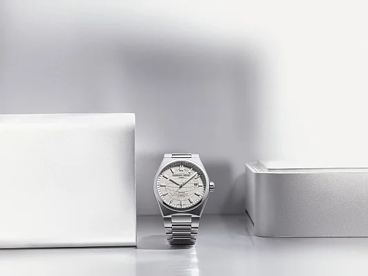 Frederique Constant Highlife Automatic COSC Chronometer FC-303SI4NH6B