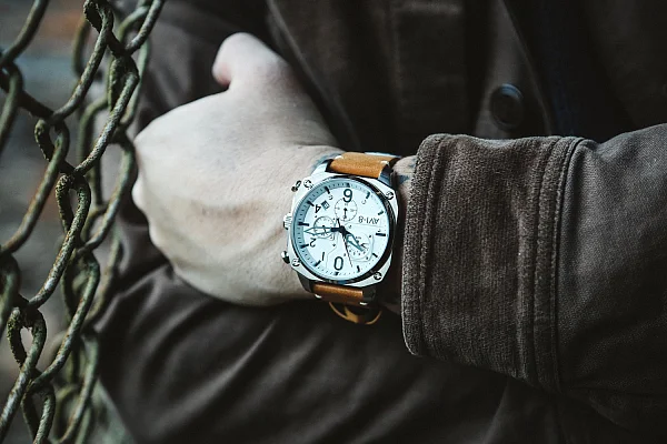 AVI-8 Hawker Hunter Chrono Retrograde AV-4052-01
