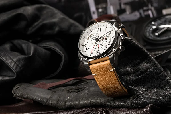 AVI-8 Hawker Hunter Chrono Retrograde AV-4052-01
