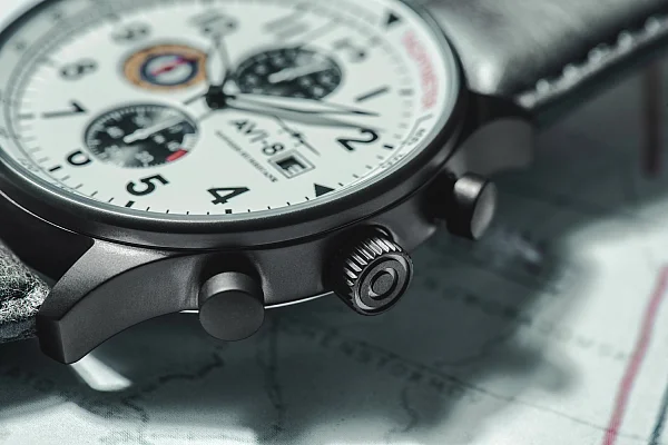 AVI-8 Hawker Hurricane Chrono AV-4011-0B