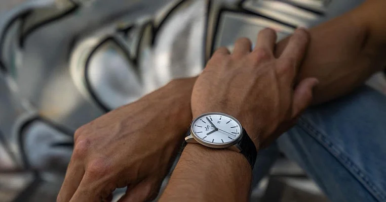 Junghans Form A Titan Automatic 27/2000.00
